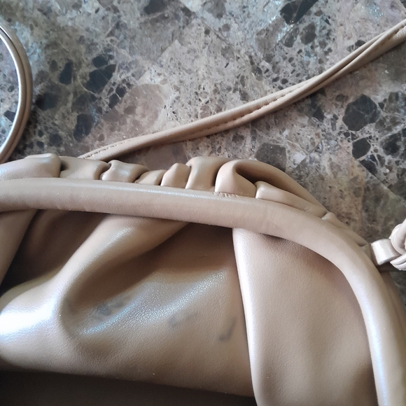 Authentic Bottega Veneta mini Pouch - Picture 10 of 11